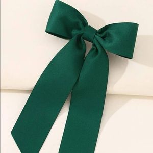 NEW | Green Bow French Hair Clip